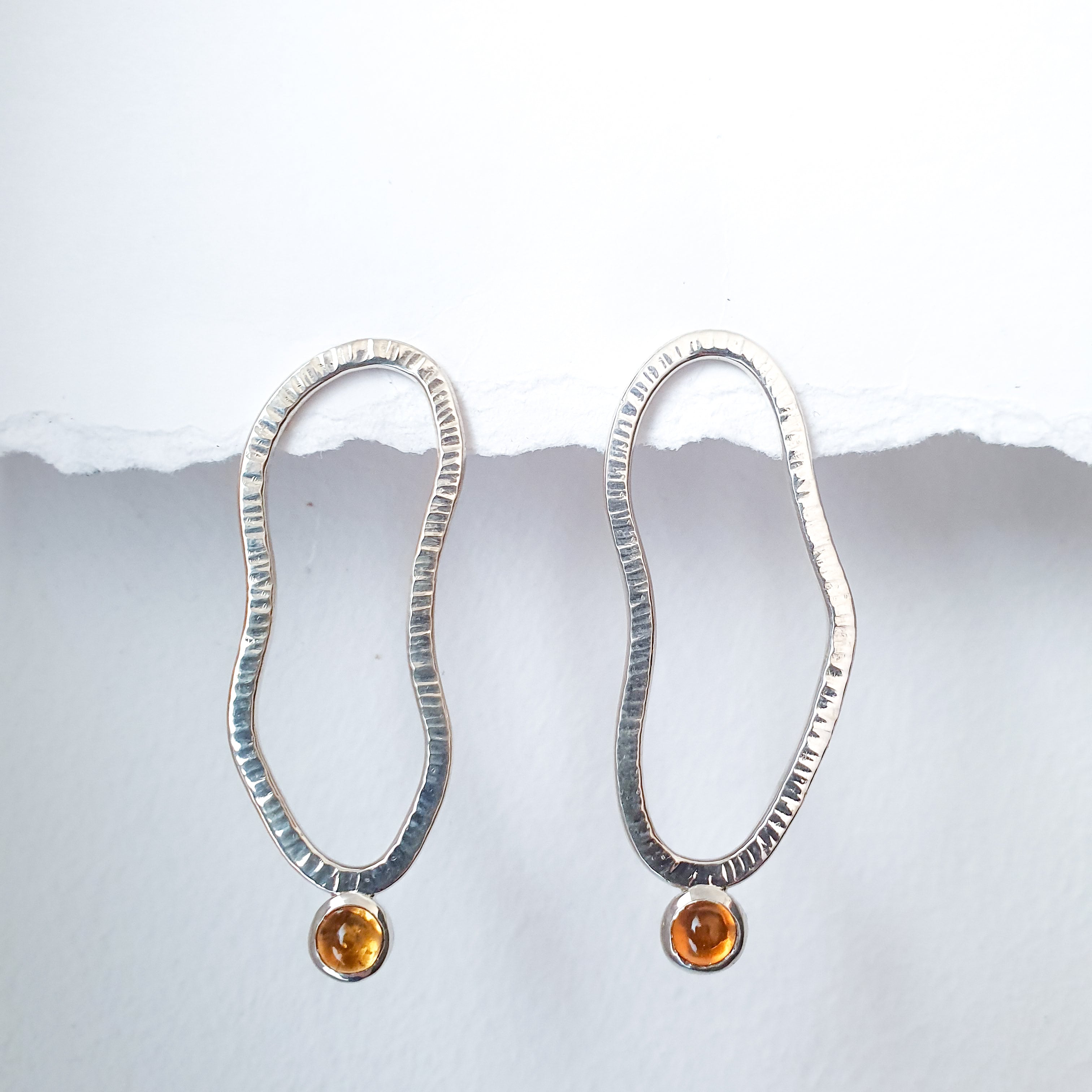 Boucles d'oreilles SILLAGE 01 (grenat)