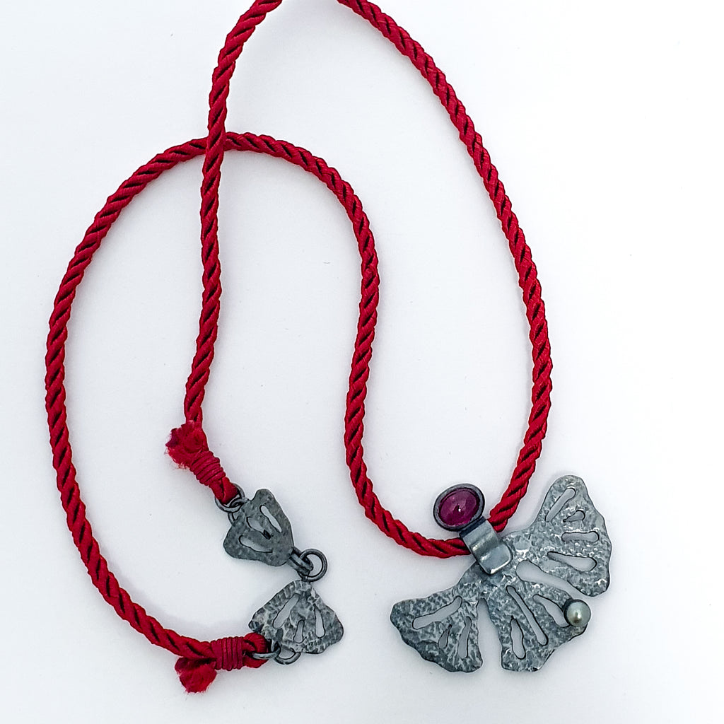 Pendentif MORPHEA "La délicate" (version mystique)