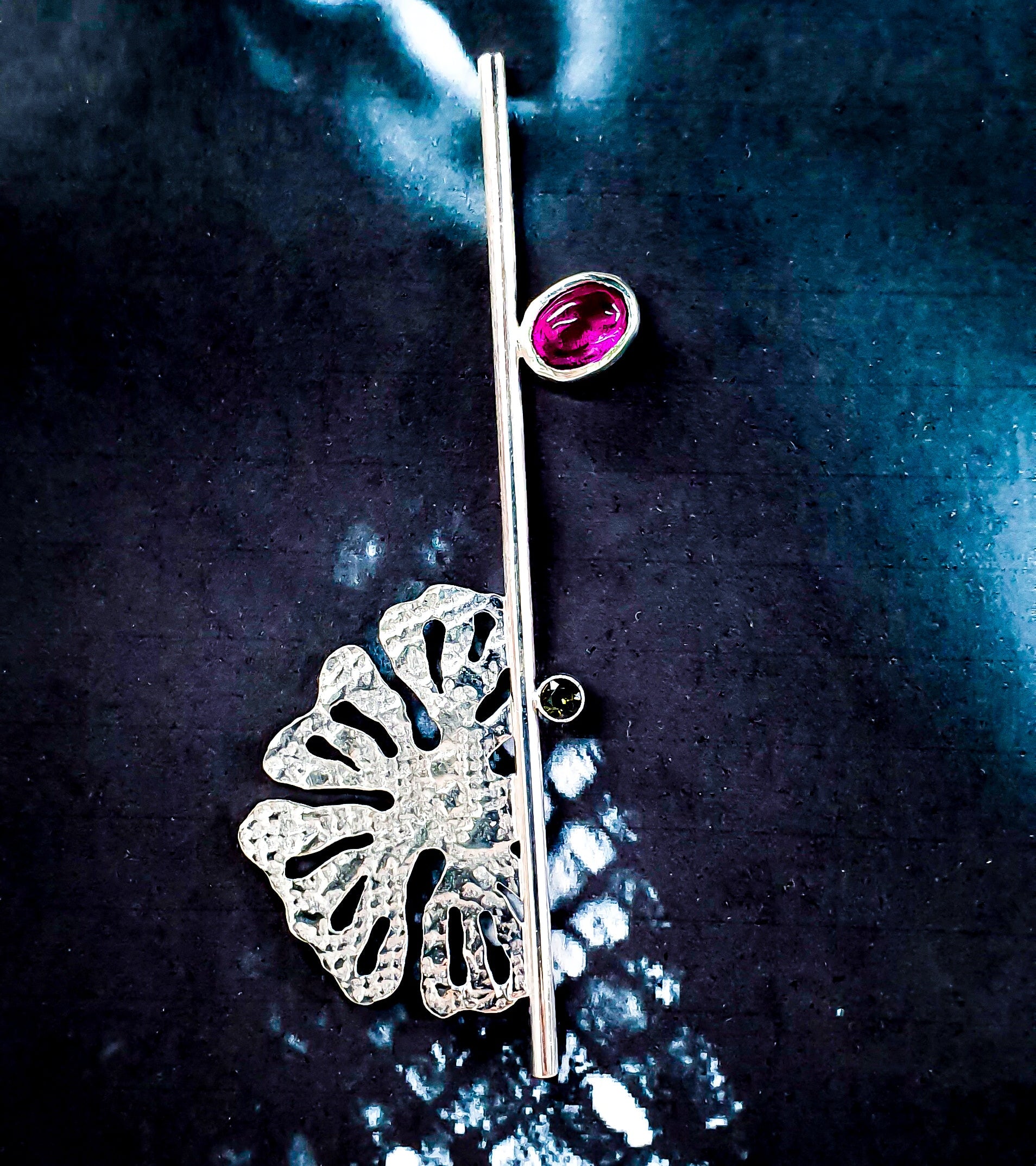 Boucles d'oreille MORPHEA "L'indomptable" (version lunaire)